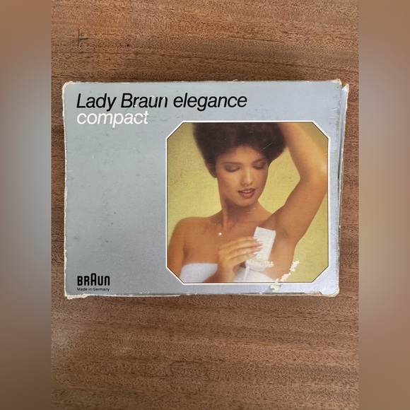 Vintage 70’s Lady Braun 5660 Elegance Cosmetic Electric Shaver with Pouch - Picture 1 of 7